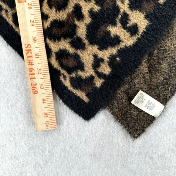 Simply Noelle Poncho Plush Furry Chenille Black & Tan Leopard One Size Sweater - Picture 6 of 8